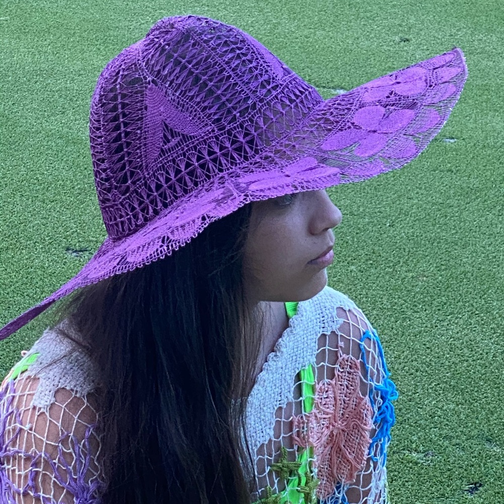 Summer Hat Paraguayan embroidered.